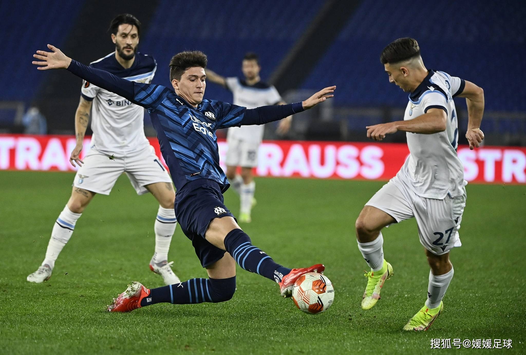 九游网页客户端-关于赛前比利亚雷亚尔调整名单以备英超，队长鼓劲环节打磨，更衣室稳定，医务组通报恢复的信息