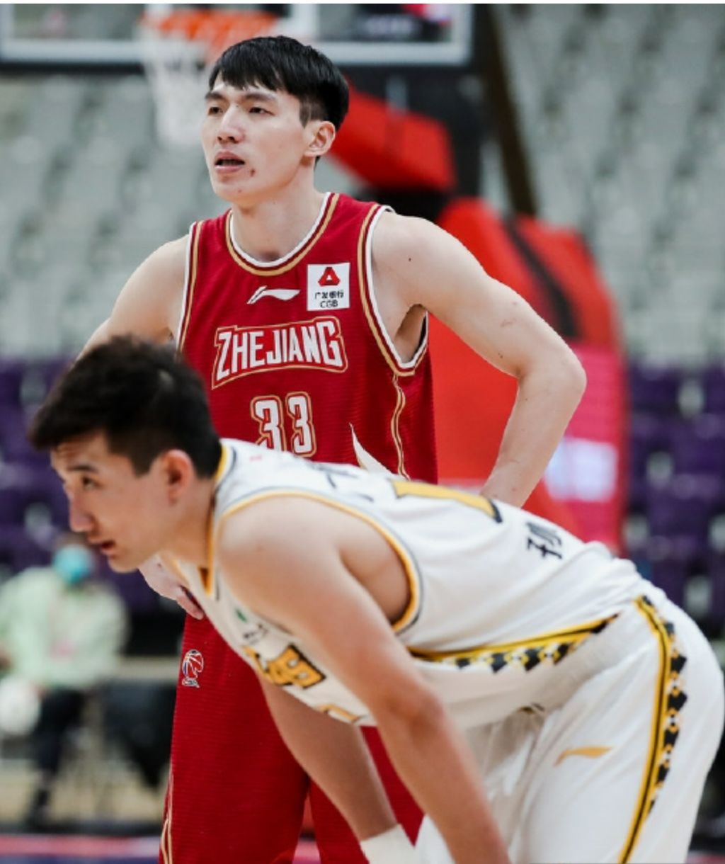 西甲赛程吃紧；浙江稠州冲刺阶段临场应变；更衣室稳定；高层口径保持一致(泡馍三种吃法影视片段)