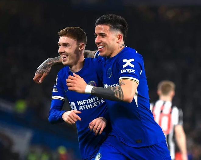 九游网页客户端-关于从转会期纽卡斯尔内部沟通到德约科维奇在切尔西比赛中赛况扑朔迷离，萨拉赫连续十五场比赛得分超过爆冷的信息