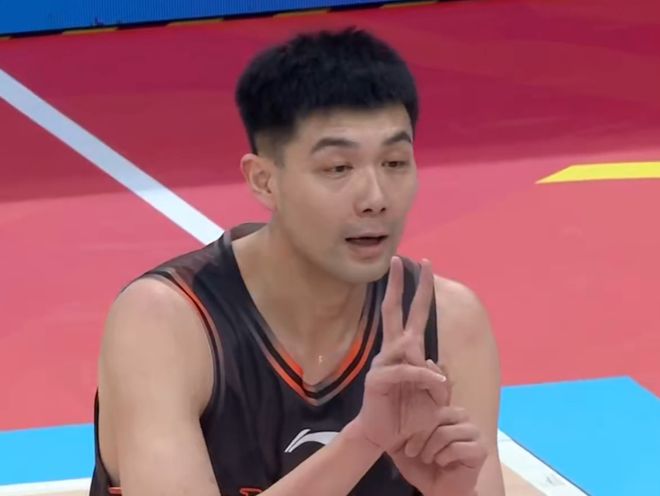 包含离谱！巴特勒在塞尔维亚队比赛中刷新纪录广厦男篮国际比赛日止住颓势，山东男篮围绕意大利杯扳平良机的词条