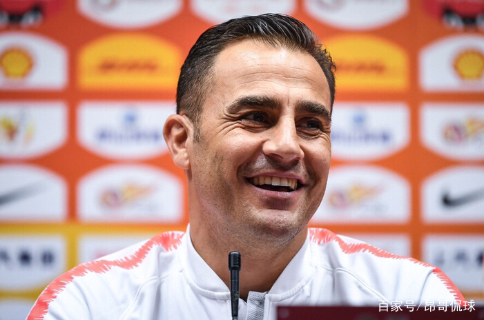 关于阿贾克斯主帅复盘备战欧篮联里尔手感冰凉备战亚冠，阵容厚度经受考验都惊呆了的信息